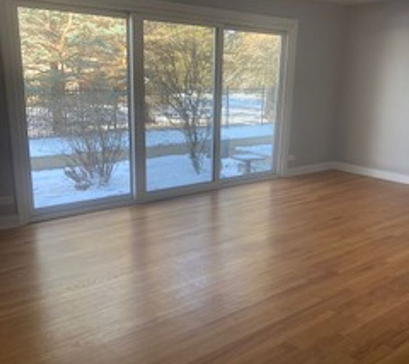 1st image of 10118-10119 Old Orchard Ct