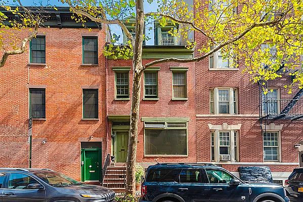 1st image of 69 W 10th St