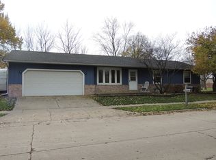 6217 55th St, Kenosha, WI 53144