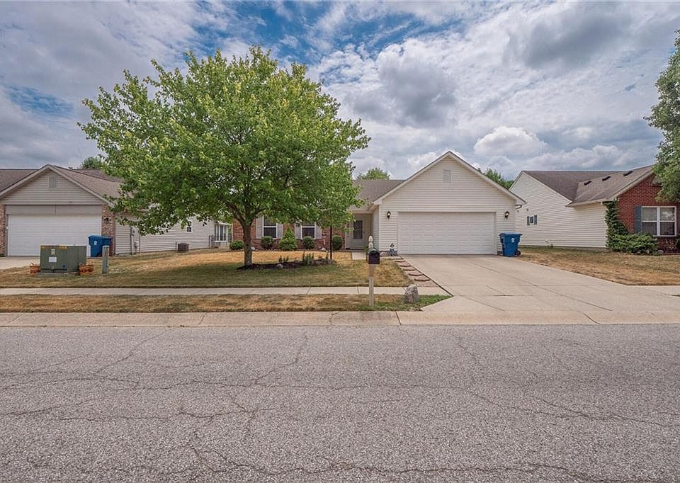 1st image of 9637 Treyburn Green Way