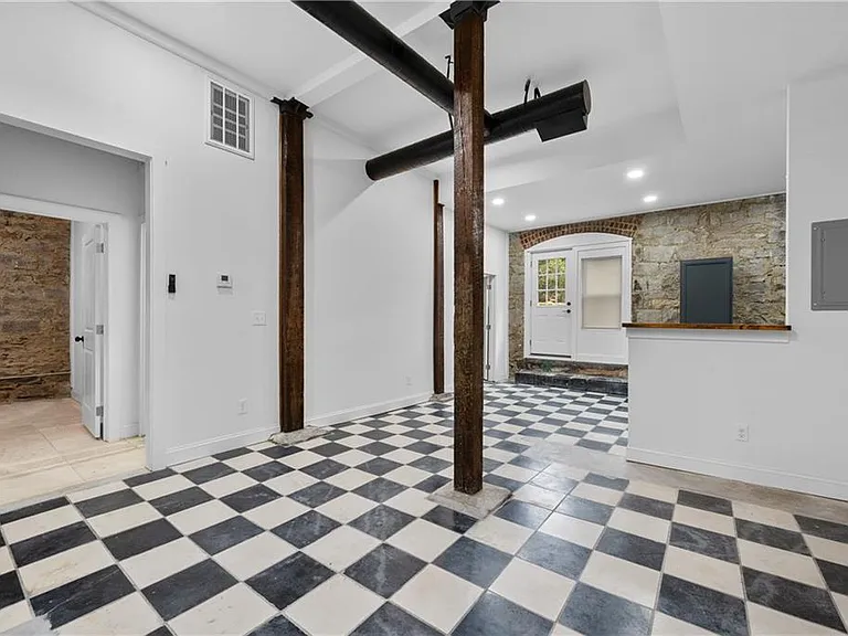 360 Ponce De Leon Ave NE #16 — Photo 2