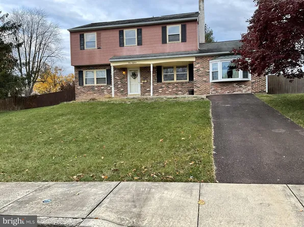 318 Jefferson St, Red Hill, PA 18076