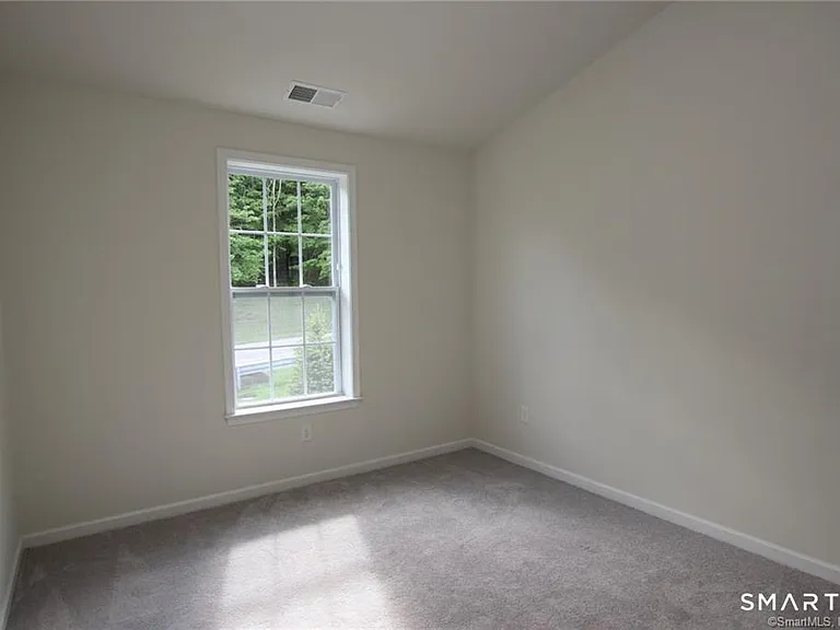 10 Moorland Dr #10 — Photo 7