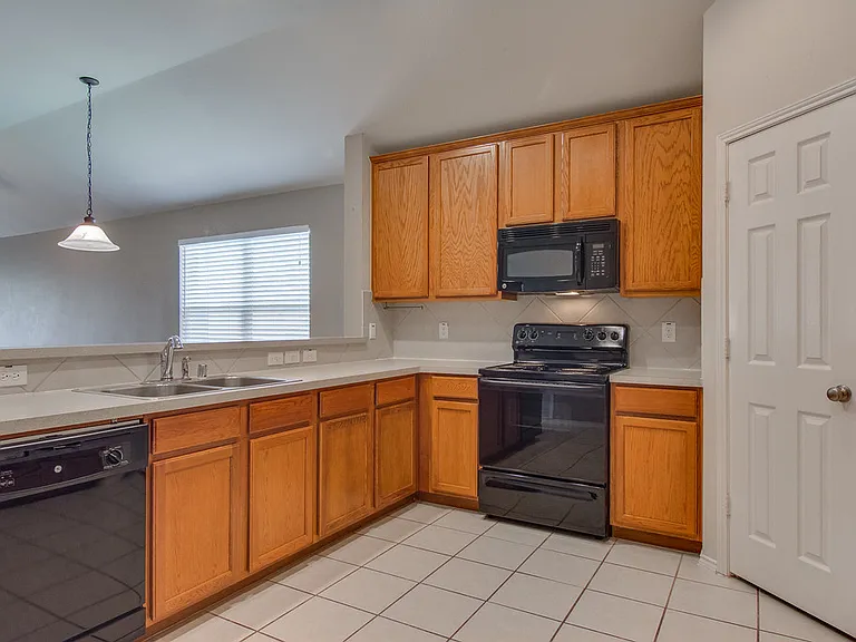 12524 Panorama Dr — Photo 10