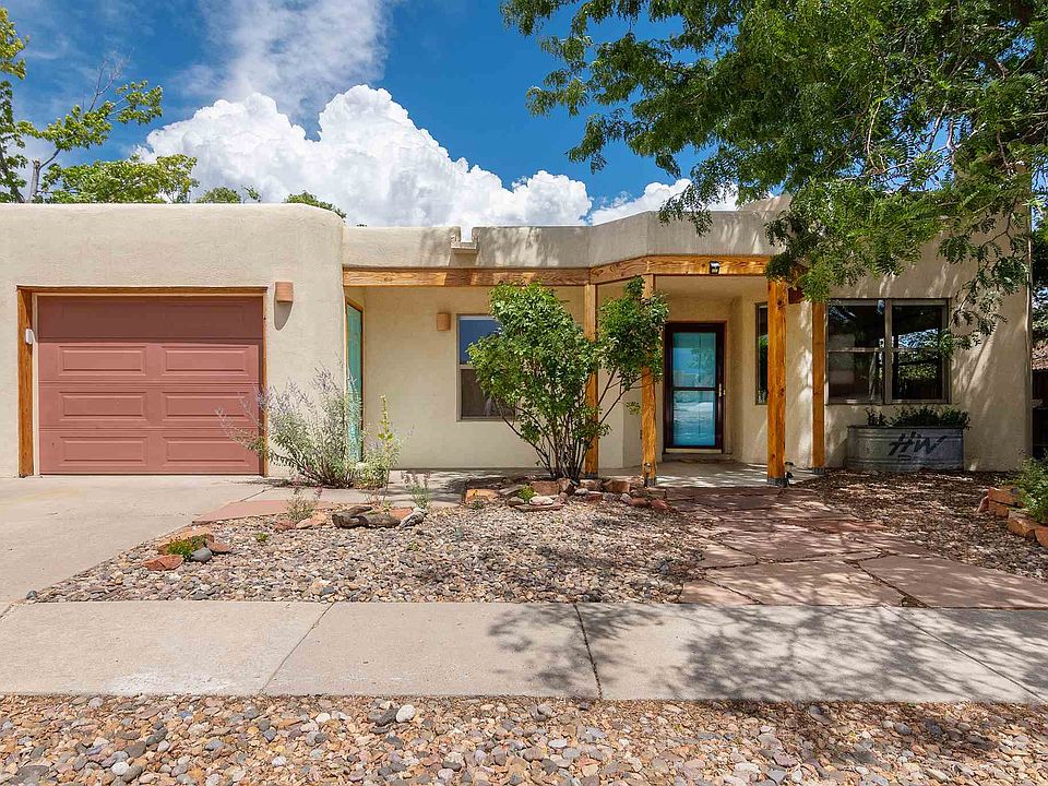 1st image of 2321 Sol Y Luz St