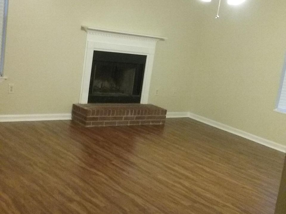 1st image of 2092 S Sherwood Dr APT Q85