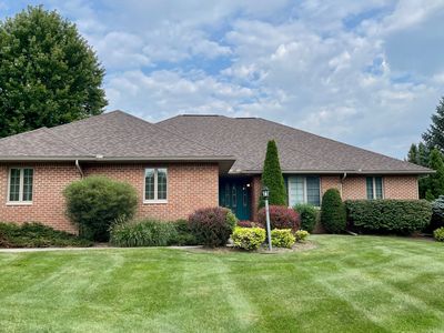 6230 Willowdale Ct, Burton, MI, 48509