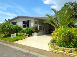 1083 Swan Ln, Tarpon Springs, FL 34689