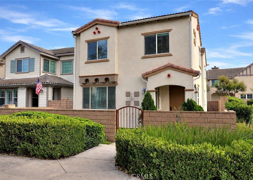 1st image of 858 Calaveras Way
