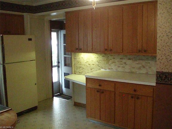 2nd image of 5818 Layor Dr