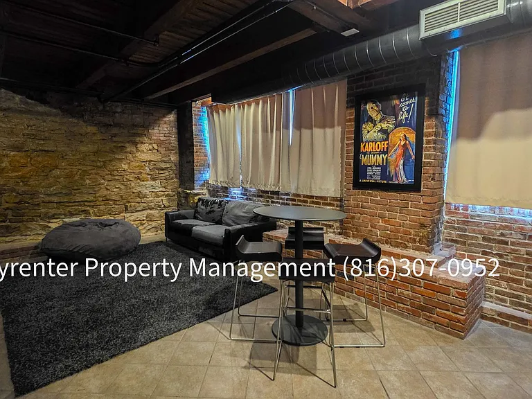 700 Broadway Blvd #308 — Photo 16