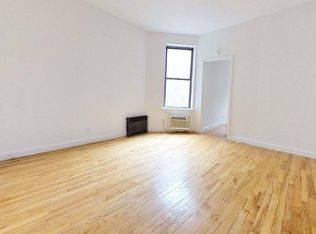 233 E 81st St #4C1, New York, NY 10028