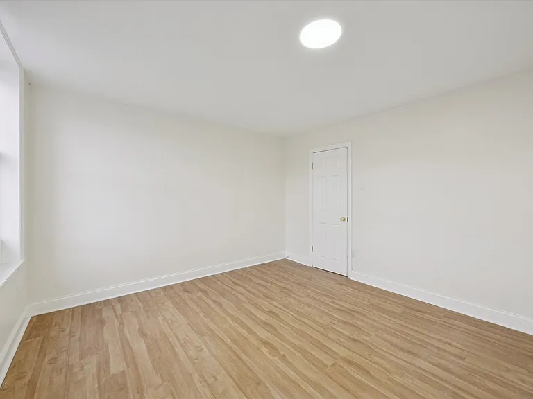 42 N Lindenwood St — Photo 12