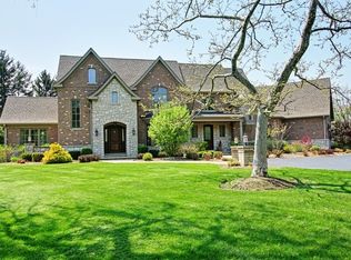 21176 N Valley Rd, Kildeer, IL 60047