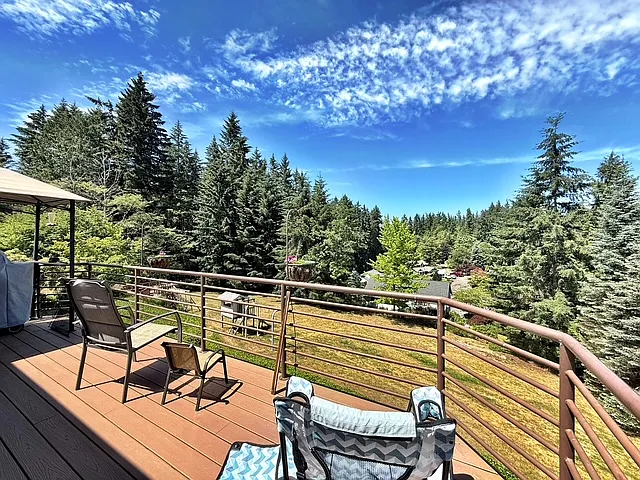 634 NE Dawn Rd — Photo 32