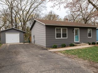 228 E River Ln NE, Rochester, MN 55906