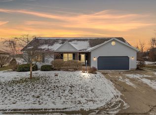335 Crimson Ln, Plymouth, IN 46563