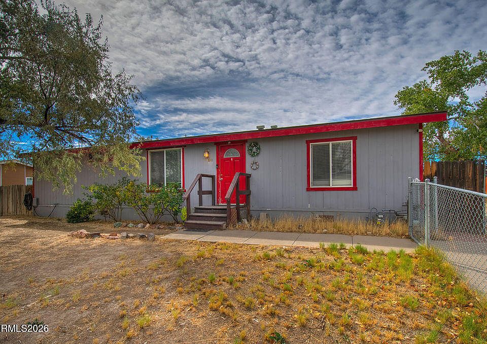 1st image of 841 Scott Dr