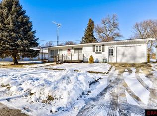 102 Main St W, Vernon Center, MN 56090