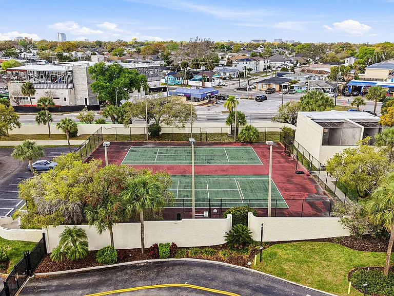 2424 W Tampa Bay Blvd #M404 — Photo 24
