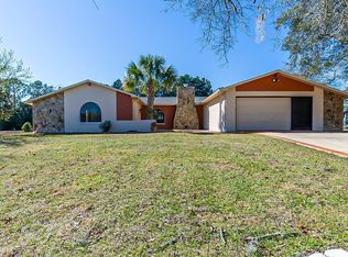 1207 Glowood Ave, Spring Hill, FL 34609