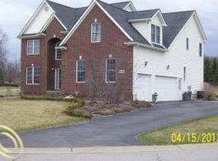 8730 Clarion Ct, Brighton, MI