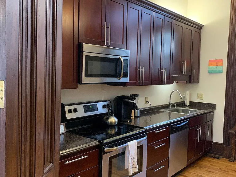 1533 Green St #1E — Photo 1