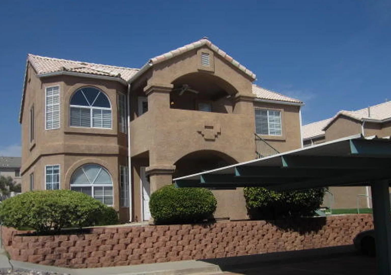 Wonderful La Paloma Home! — Photo 1