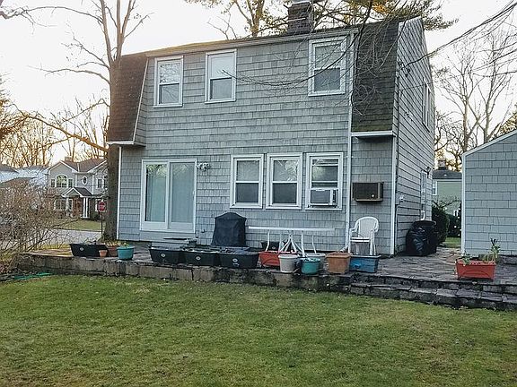 4th image of 184 Hillturn Ln