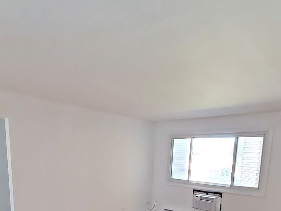 4th image of 9140 Skokie Blvd APT 202