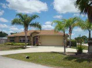 971 SE 37th Ter, Okeechobee, FL 34974