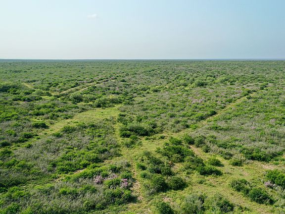 3rd image of 1 / Acre