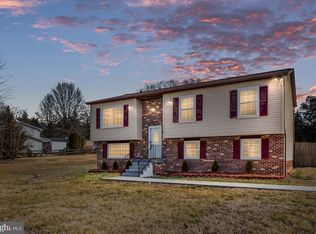 101 Autumn Dr, Stafford, VA 22556