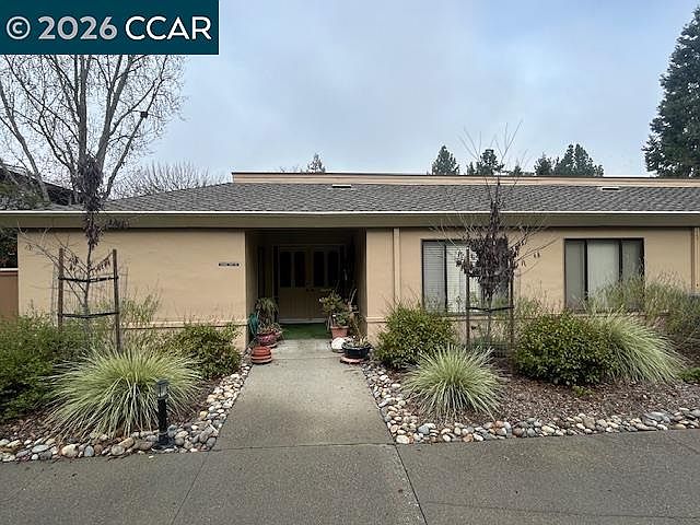 1st image of 1433 Oakmont Dr APT 3