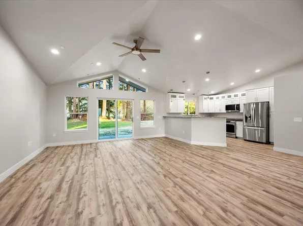 130 Skookum Ln, Crescent City, CA 95531