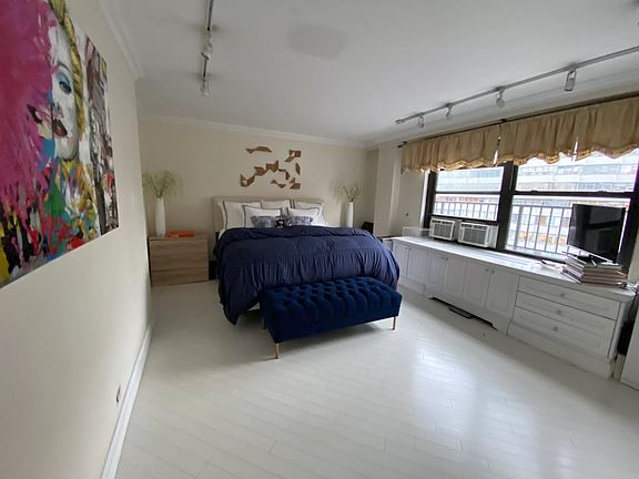 5th image of 225 E 57th St APT 19H