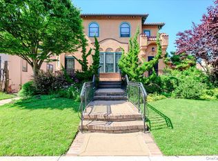 47 E Penn St, Long Beach, NY 11561