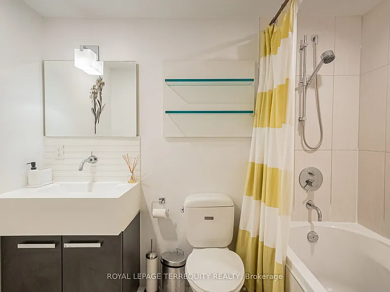 55 Stewart St #902 — Photo 19