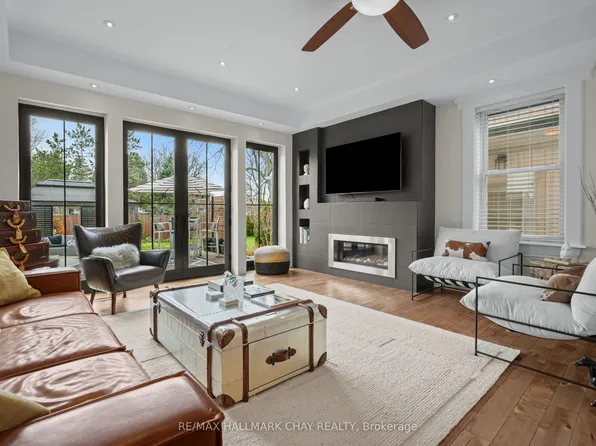 97 Nelson St W, New Tecumseth, ON L9R 1H1