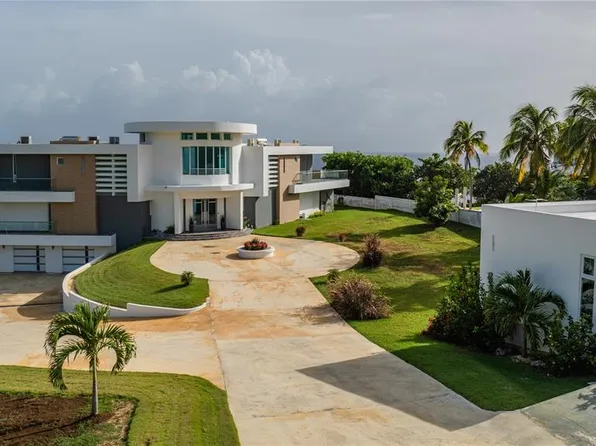 991 Calle Estacion, Quebradillas, PR 00678