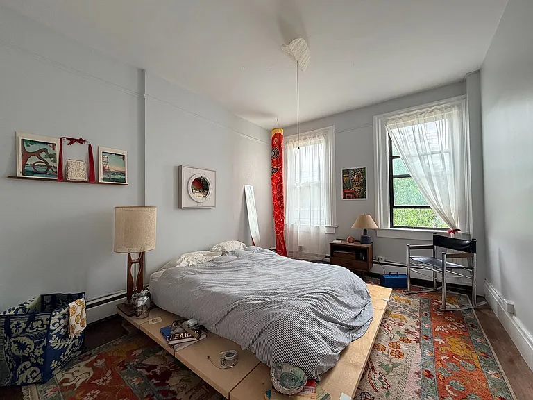 33 Howe St #35 — Photo 2