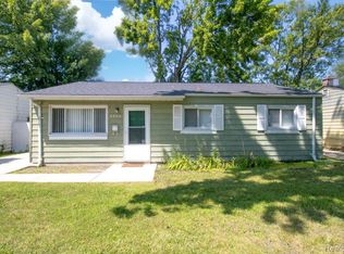 2006 Alberta St, Westland, MI 48186