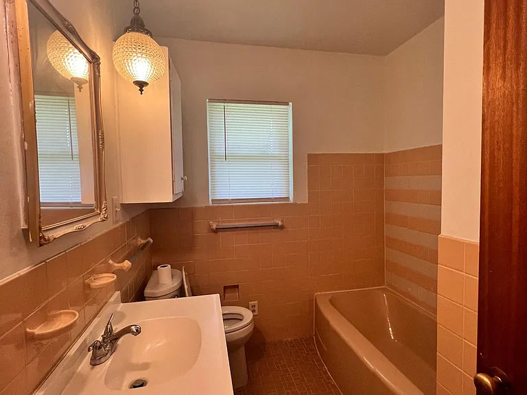525 Far Hills Ave — Photo 14