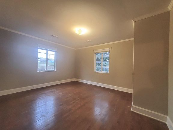 4th image of 7 Edgewood Dr Unit A