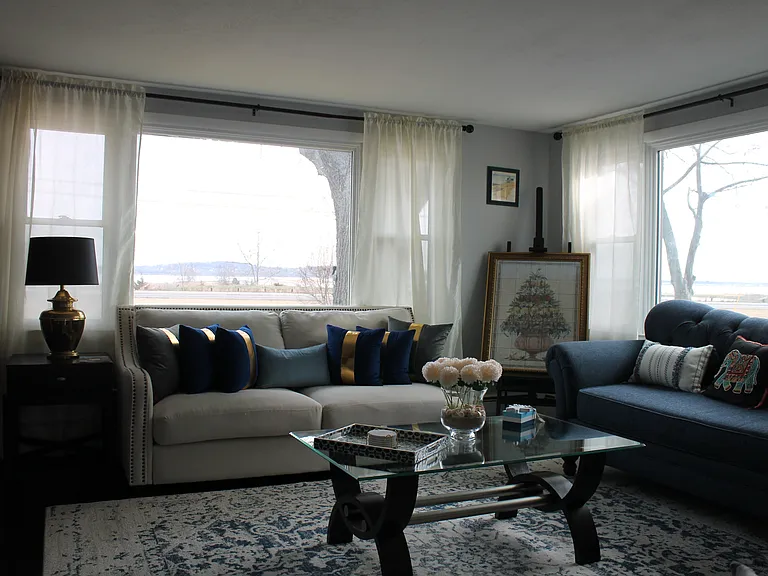 54 2nd Ave #1 — Photo 1