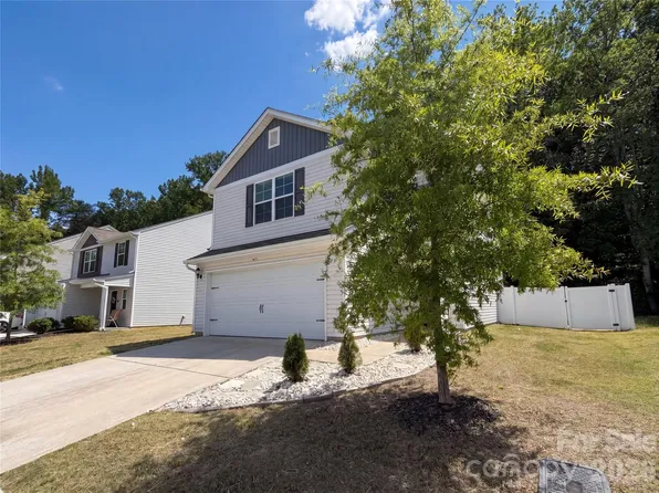 330 Waterstone Dr, Salisbury, NC 28146