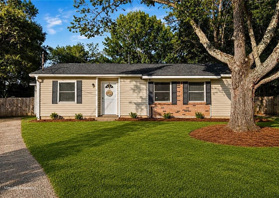 1st image of 759 Trailwood Dr W