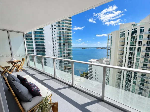 1300 Brickell Bay Dr, Miami, FL