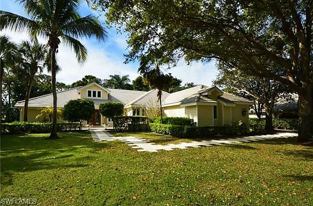 1st image of 3839 Woodlake Dr