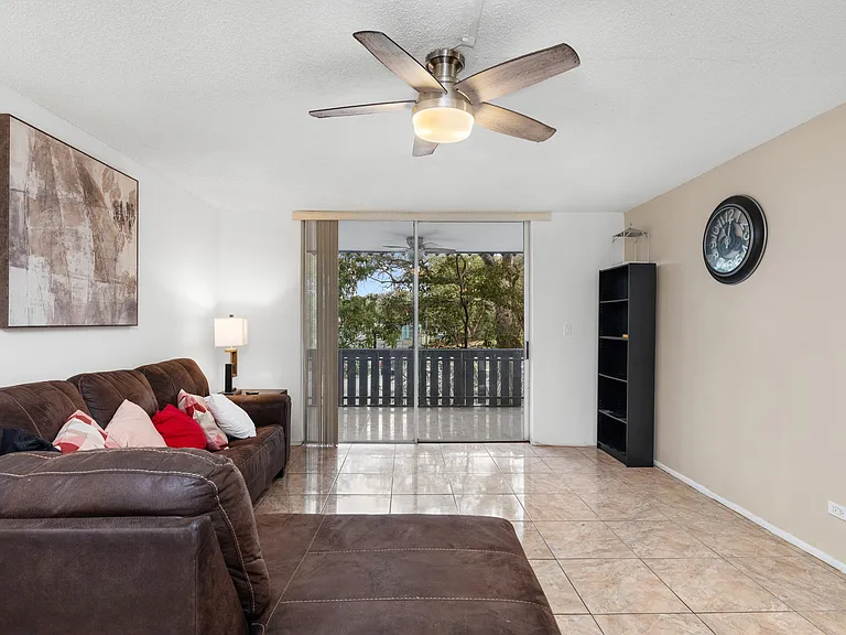3710 Inverrary Dr #2G — Photo 2